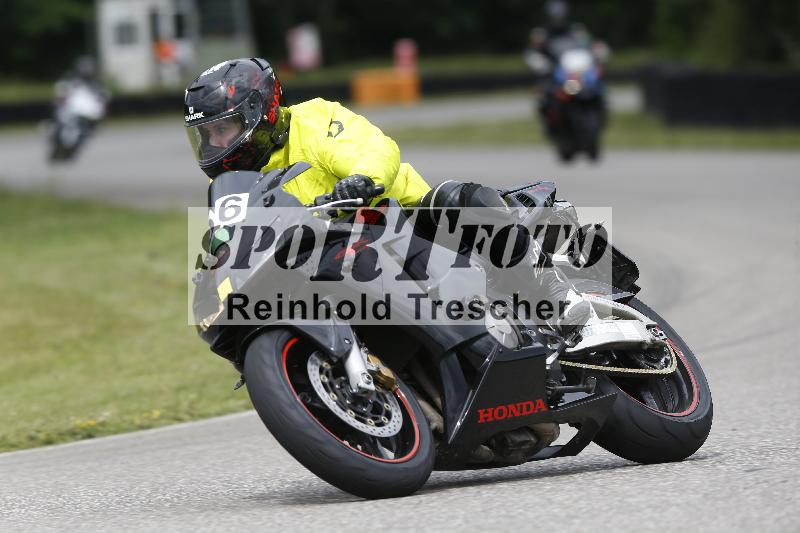 /23 07.06.2025 TZ Motorsport ADR/96